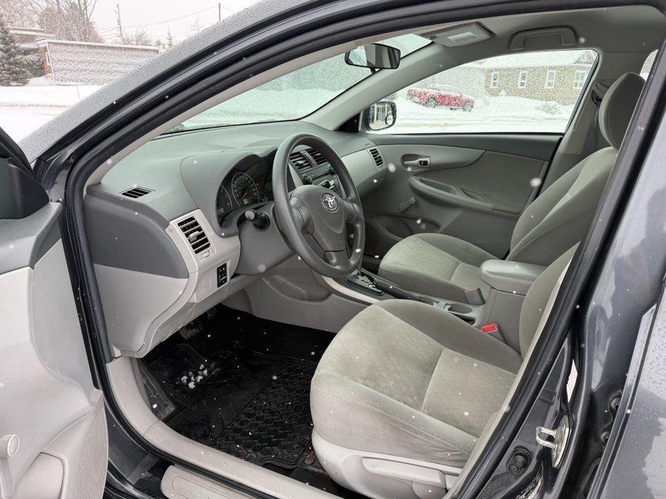 Toyota Corolla  2009-11