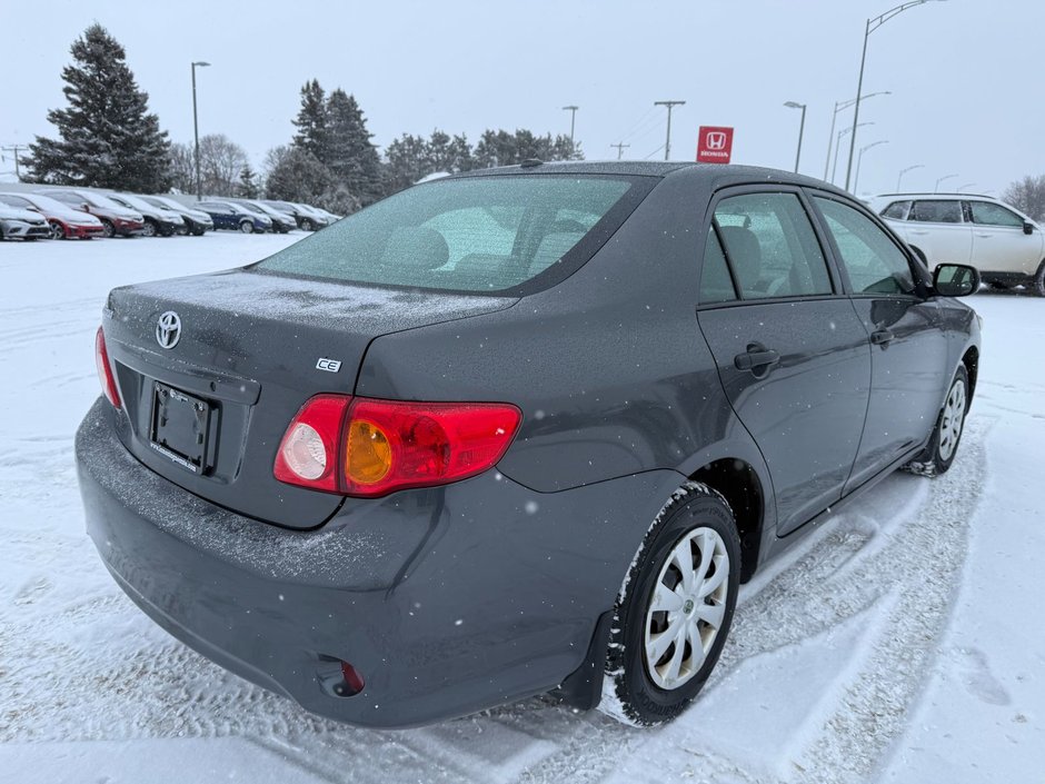 Toyota Corolla  2009-4