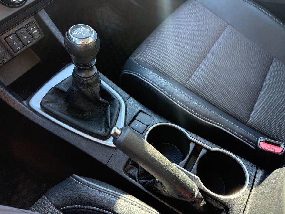 Toyota Corolla S 2015-18