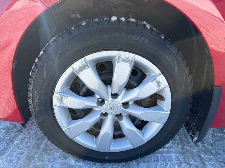 Toyota Corolla S 2015-13