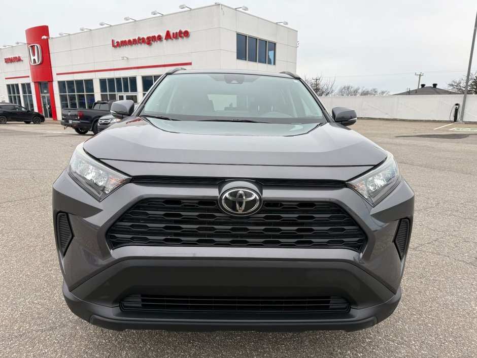 Toyota RAV4 LE 2019-1