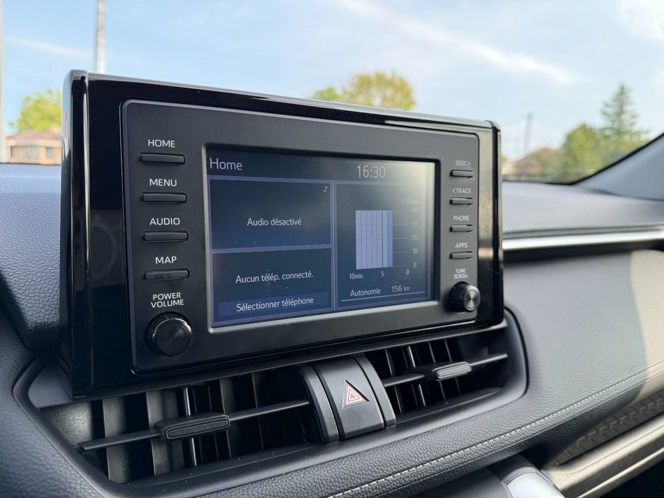 Toyota RAV4 LE 2020-15