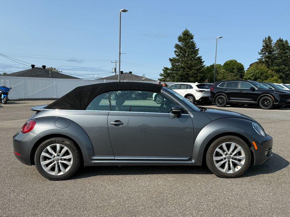 Volkswagen Beetle Convertible Comfortline 2014-3