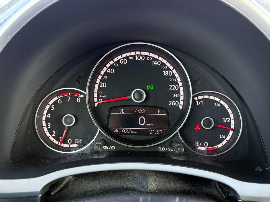 Volkswagen Beetle Convertible Comfortline 2014-19