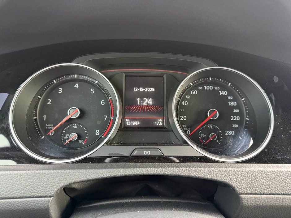 2019 Volkswagen Golf GTI-17