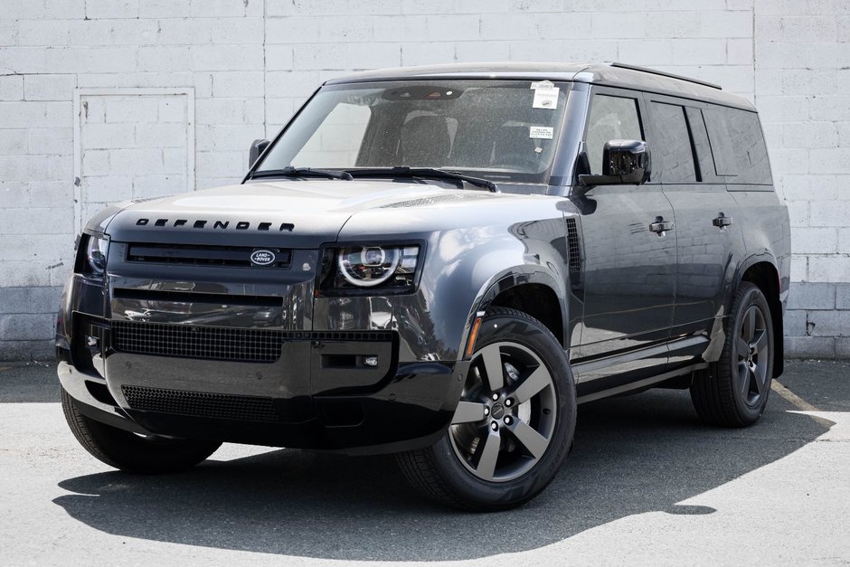 2026 Land Rover Defender 130 X-Dynamic SE-2