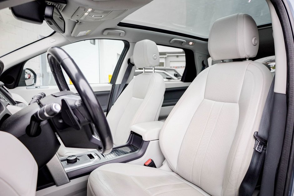2018 Land Rover DISCOVERY SPORT HSE-11