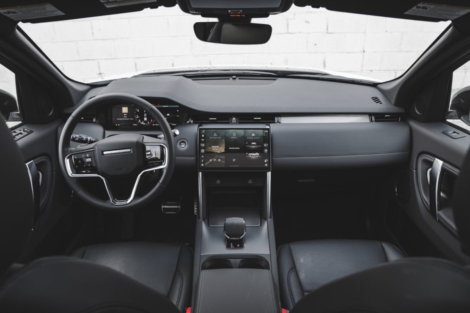 2024 Land Rover DISCOVERY SPORT P250 Dynamic SE-12