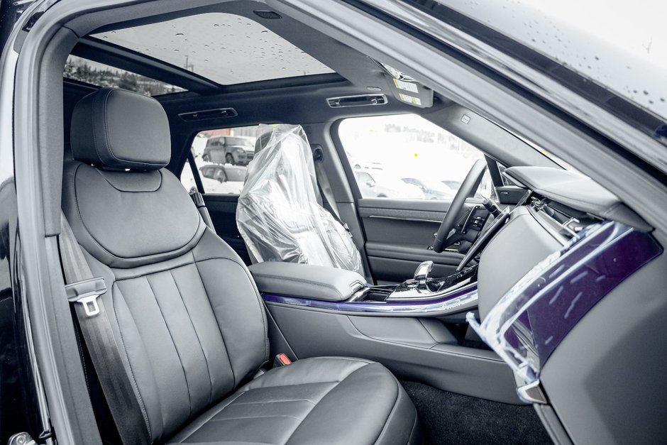 2026 Land Rover Range Rover Sport Mild Hybrid S-17