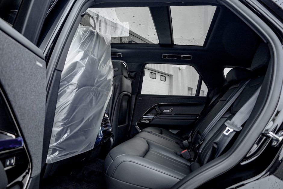 2026 Land Rover Range Rover Sport Mild Hybrid S-14