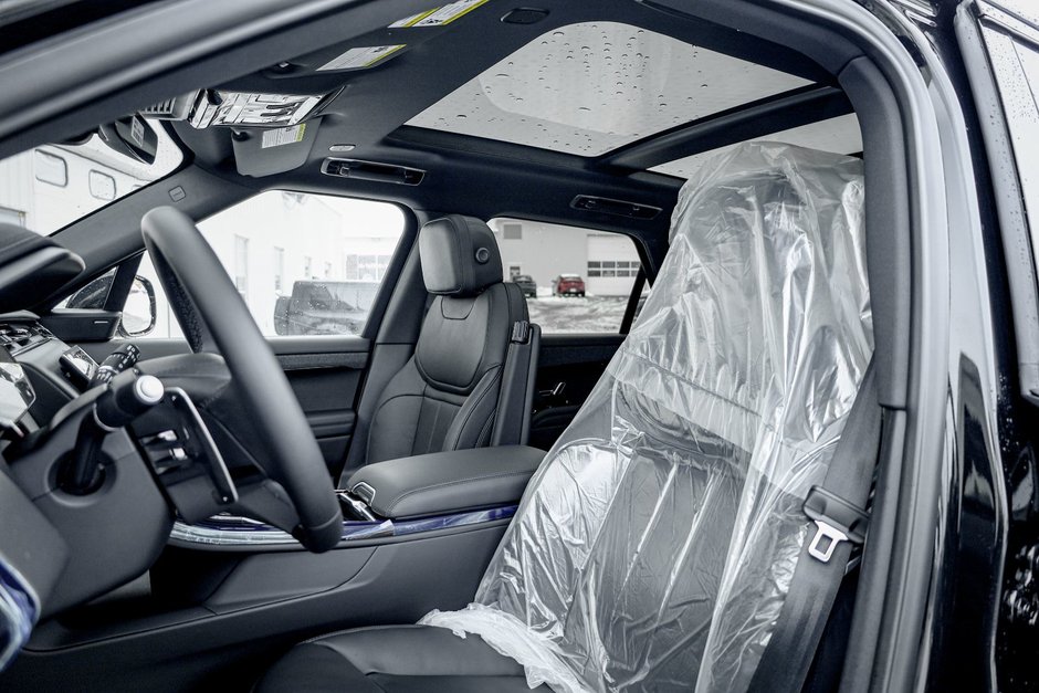 2026 Land Rover Range Rover Sport Mild Hybrid S-9