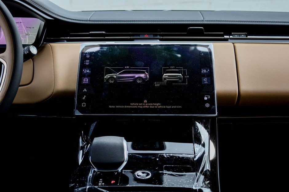 2026 Land Rover Range Rover Sport Dynamic SE-17