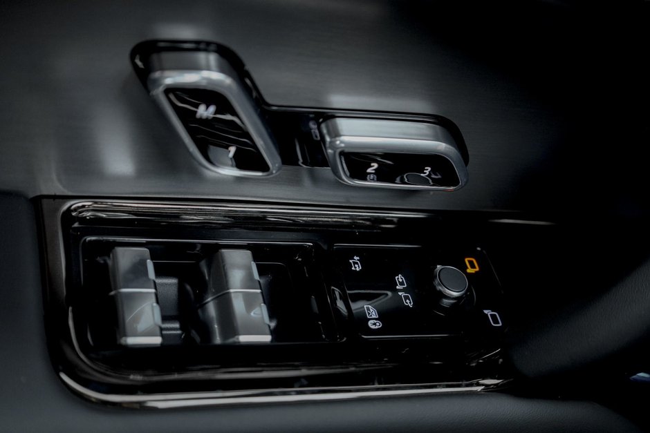 2026 Land Rover RANGE ROVER SPORT DYNAMIC HSE-22