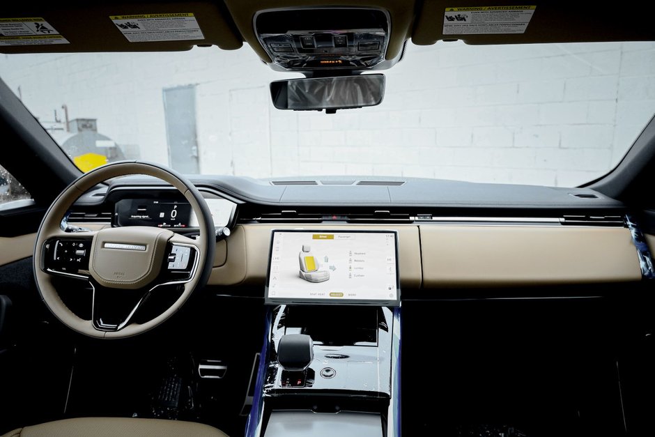 2026 Land Rover RANGE ROVER SPORT DYNAMIC HSE-14