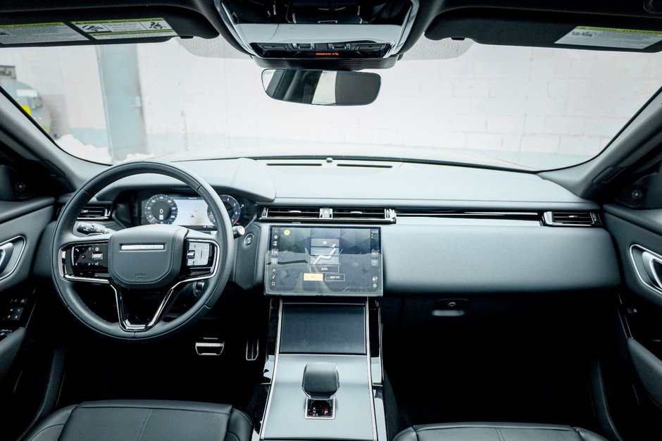 2026 Land Rover Range Rover Velar Dynamic SE-20