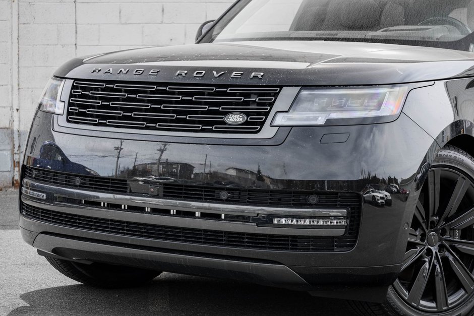 2026 Land Rover Range Rover SE SWB-4