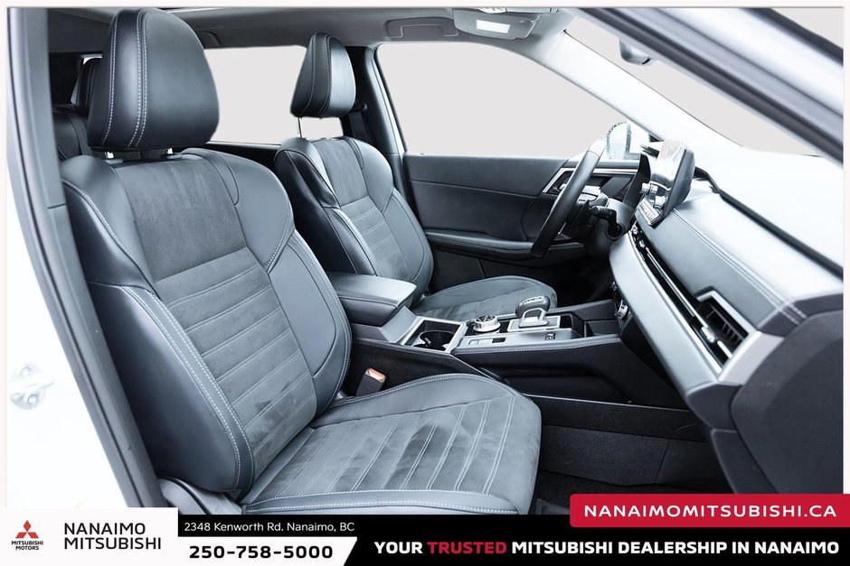 2024 Mitsubishi OUTLANDER PHEV LE-21