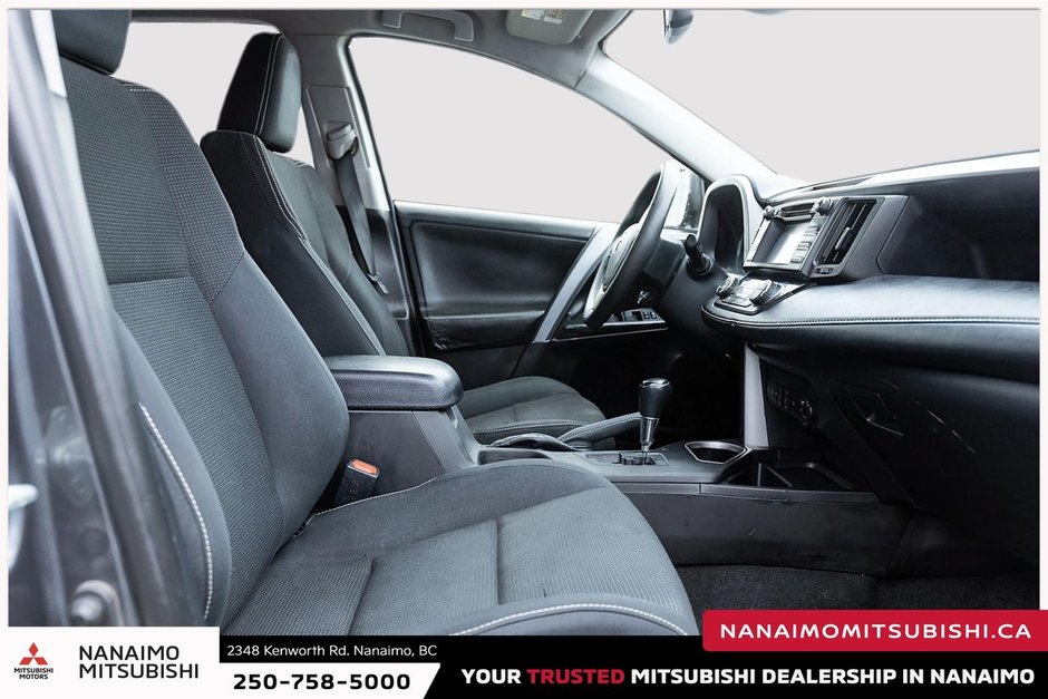 2018 Toyota RAV4 Hybrid LE+-18