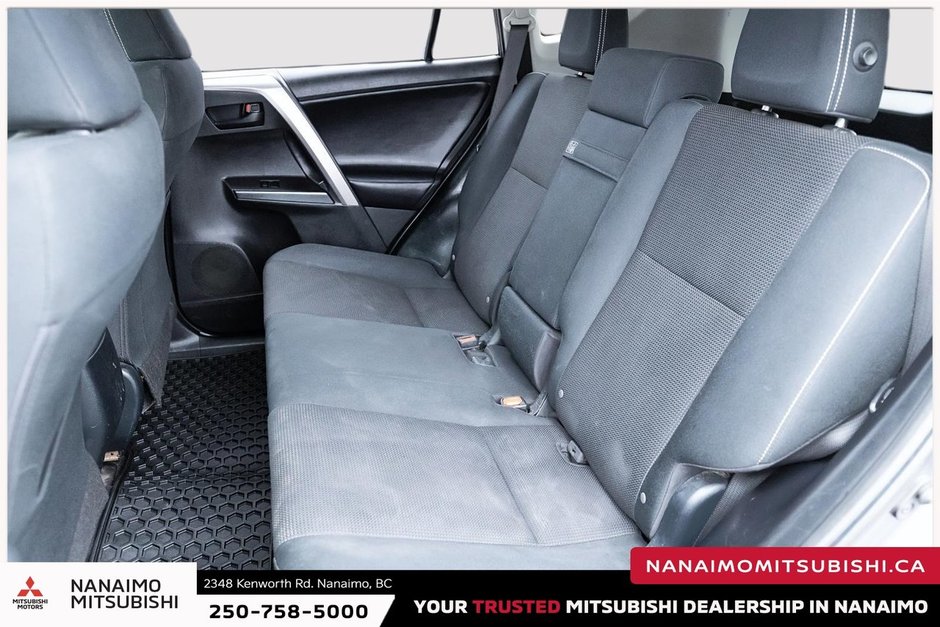 2018 Toyota RAV4 Hybrid LE+-11