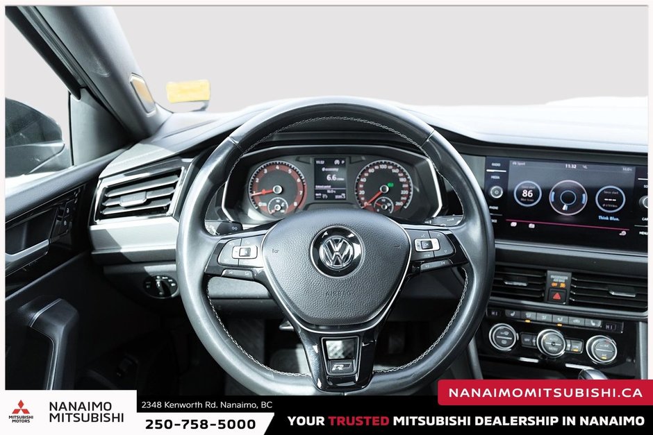 2019 Volkswagen Jetta Highline R-Line-16