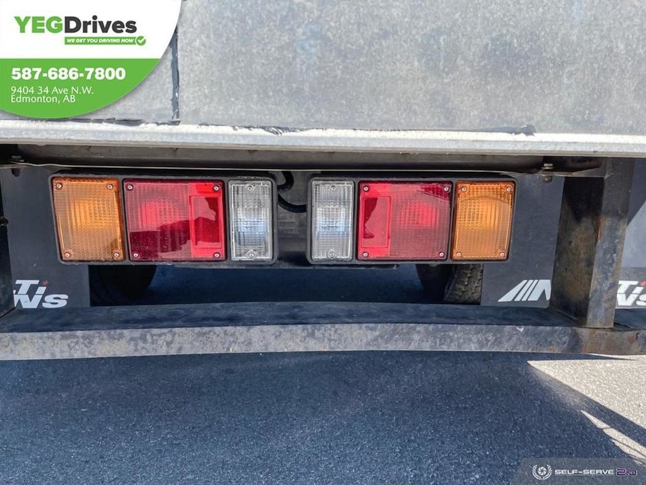 2021 Isuzu NPR HD-9