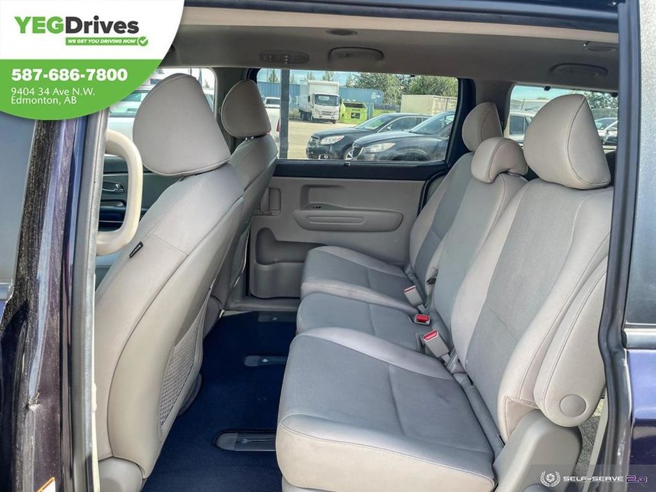 2020 Kia Sedona LX-22