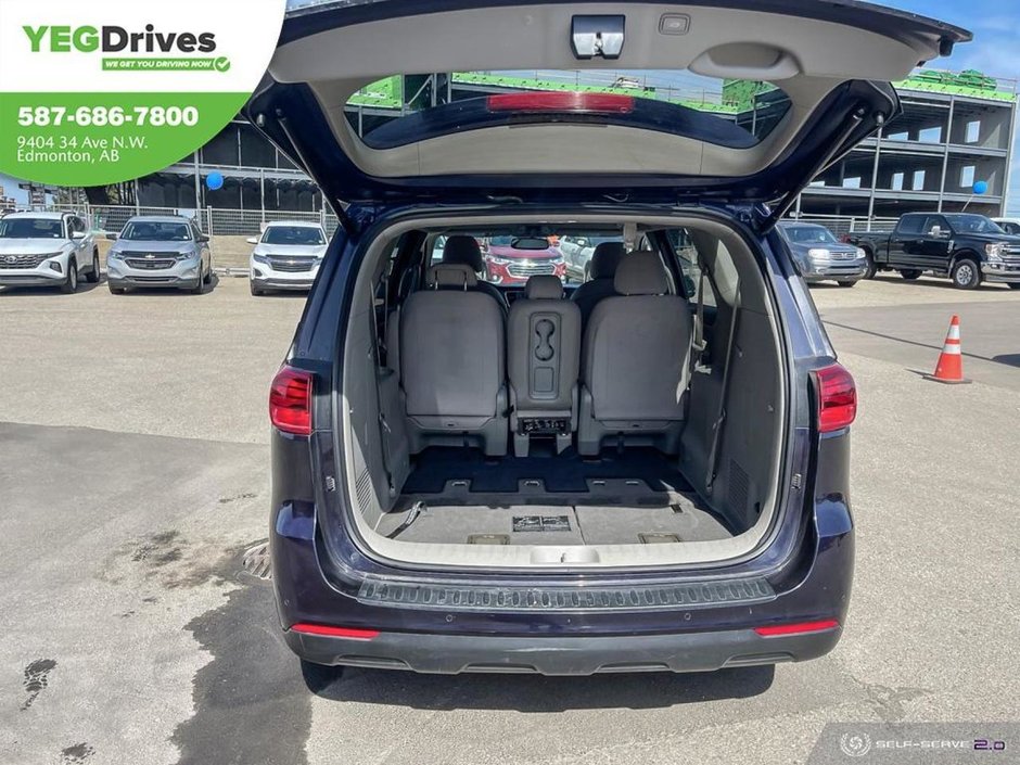2020 Kia Sedona LX-11