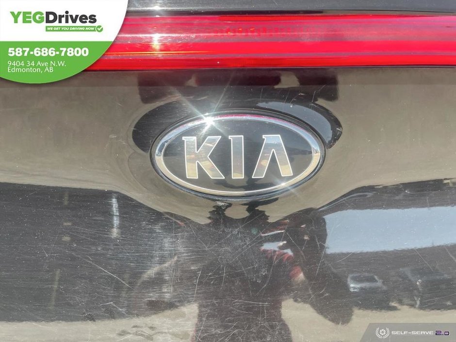 2020 Kia Sportage LX-8