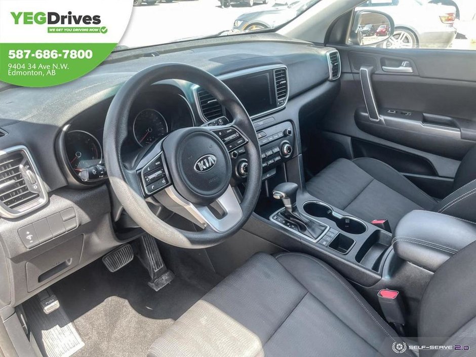 2020 Kia Sportage LX-12