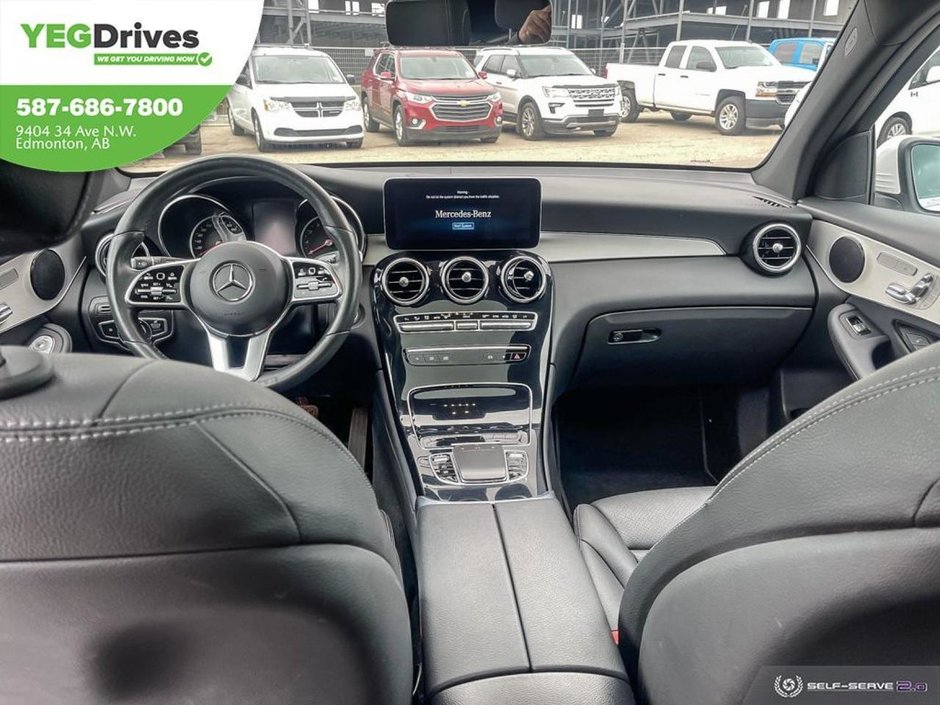 2022 Mercedes-Benz GLC 300-23