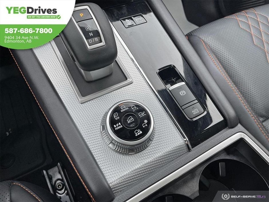 2025 Mitsubishi Outlander Plug-In Hybrid GT-17