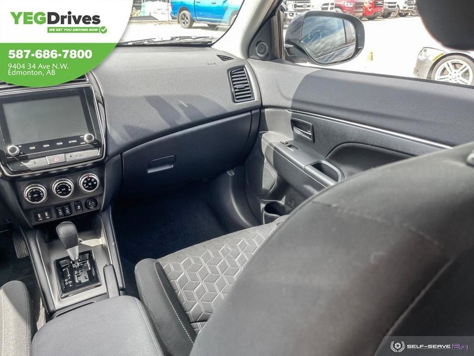 2024 Mitsubishi RVR SE-24