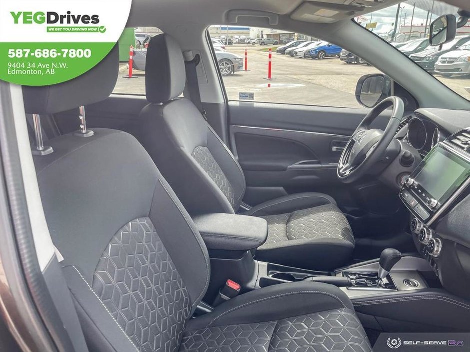 2024 Mitsubishi RVR SE-21