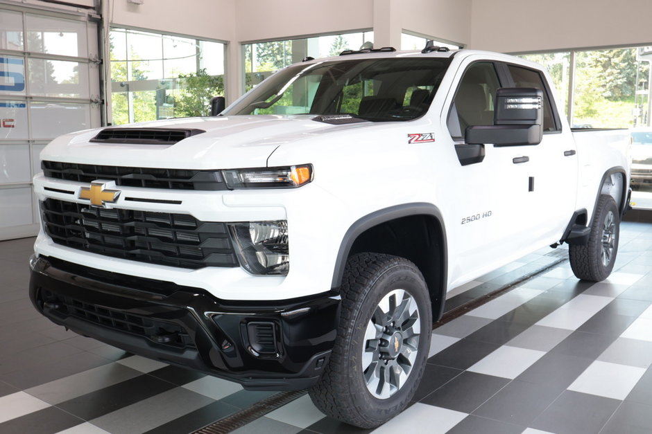 2024 Chevrolet SILVERADO 2500 HD in Montreal, Quebec - w940px