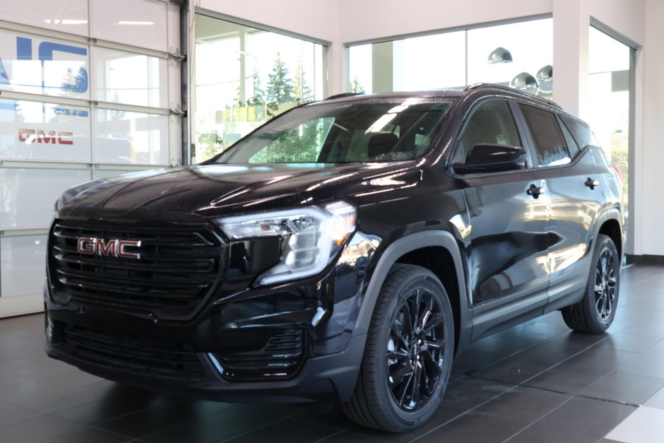 2024 GMC Terrain in Montreal, Quebec - w940px