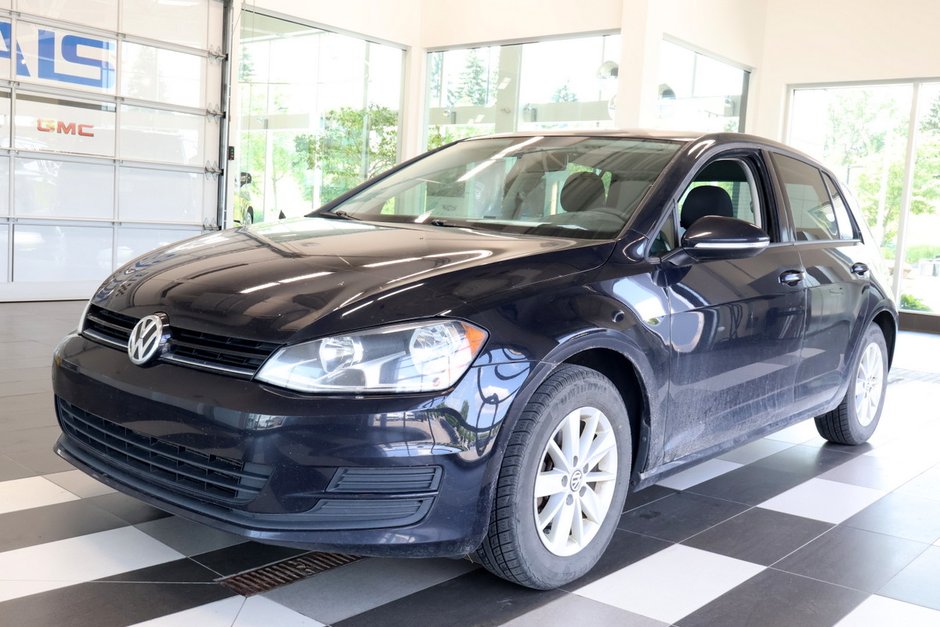 2017 Volkswagen Golf in Montreal, Quebec - w940px