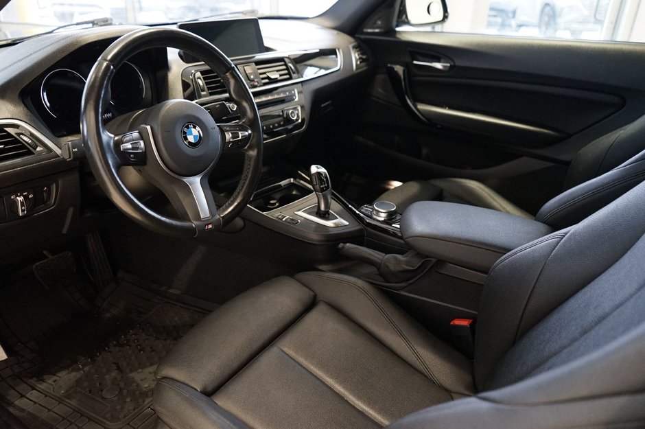 2018 BMW 2 Series 230i xDrive-12