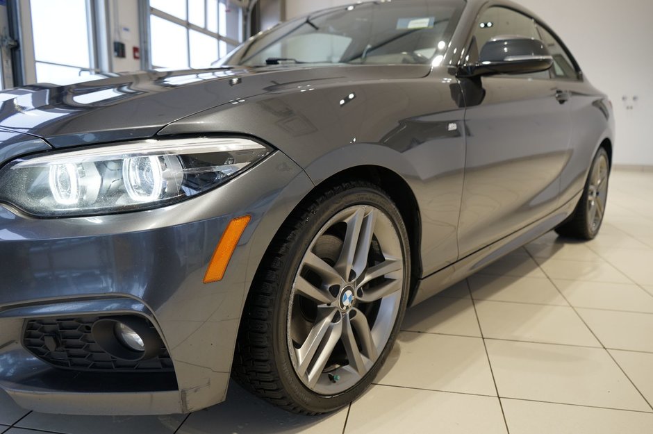 2018 BMW 2 Series 230i xDrive-30