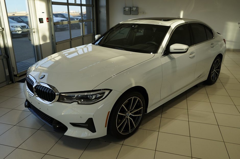 2022  3 Series 330i xDrive in Leduc, Alberta