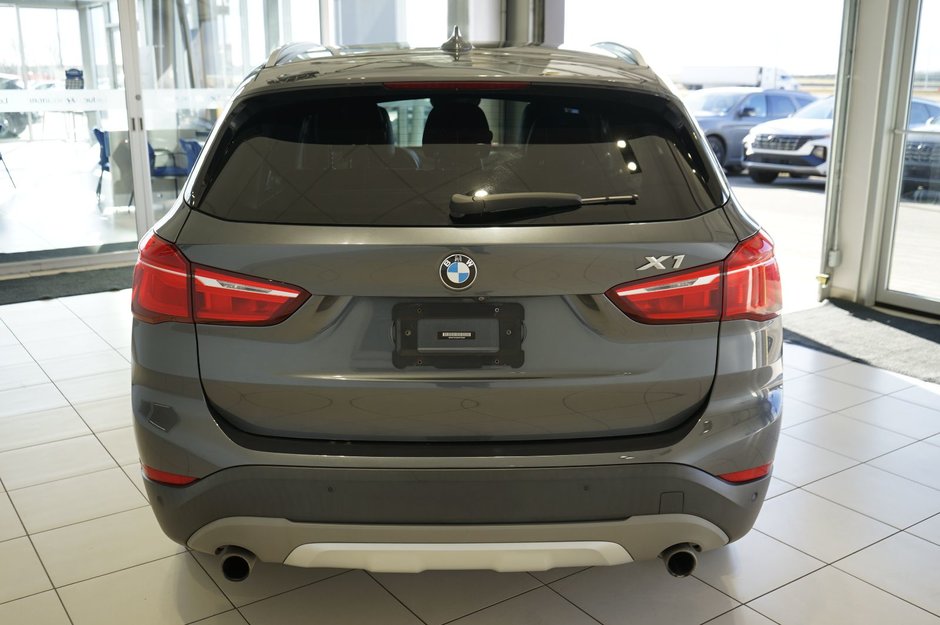 2017 BMW X1 XDrive28i-3