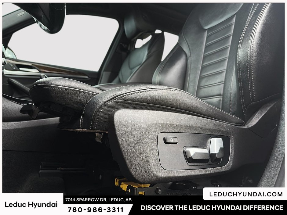 2021 BMW X3 xDrive30i-8