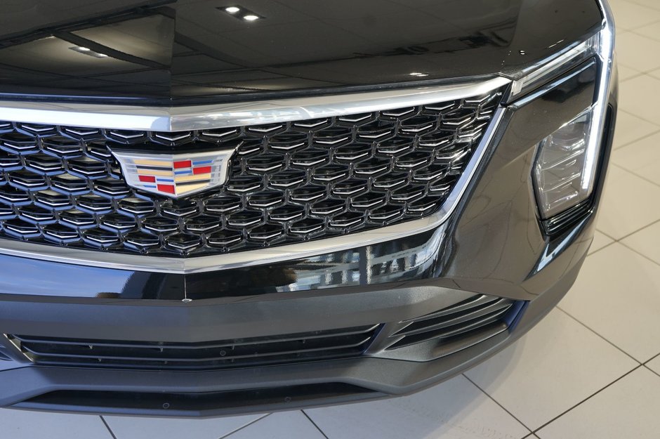 2024 Cadillac XT4 FWD Luxury-28