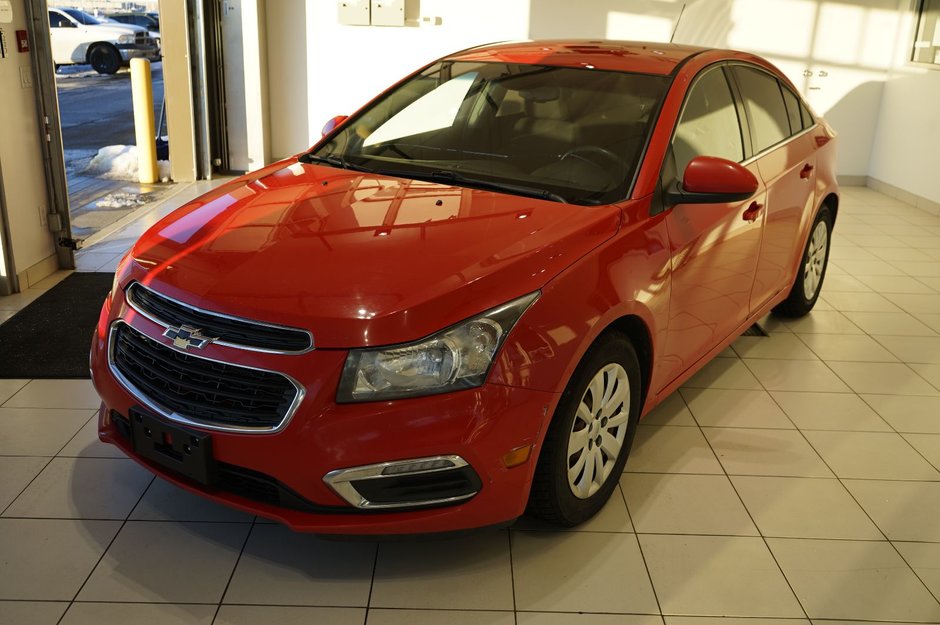 2015  Cruze 1LT in Leduc, Alberta