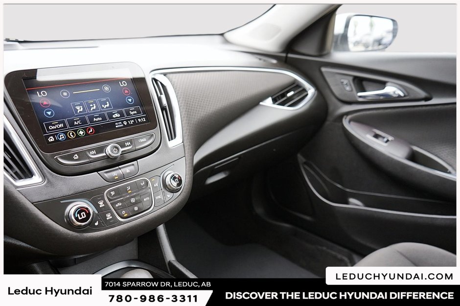 2021 Chevrolet Malibu LT-13