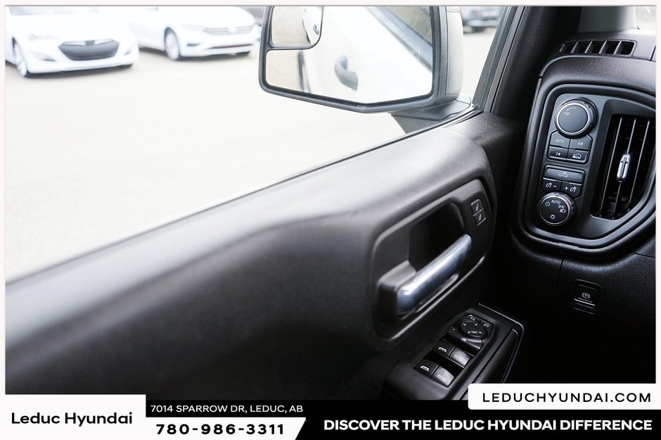 2022 Chevrolet Silverado 1500 LTD Custom-15