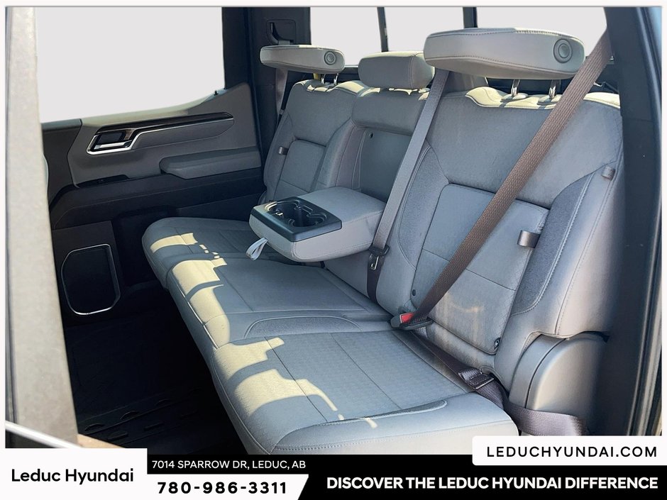 2024 Chevrolet Silverado 1500 LT-8