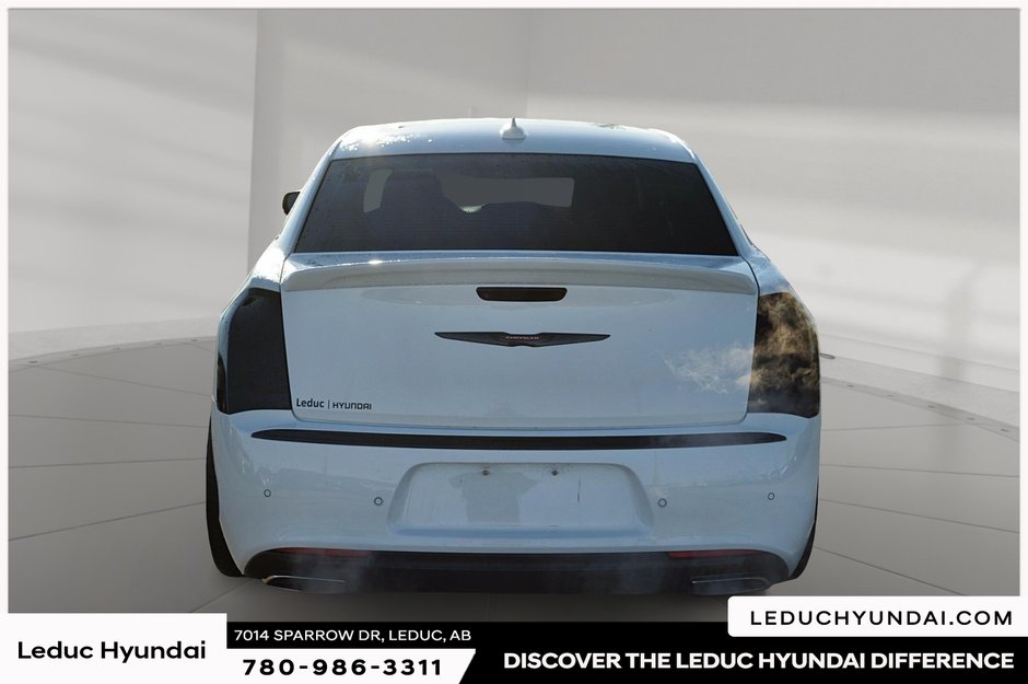 2021 Chrysler 300 S-6