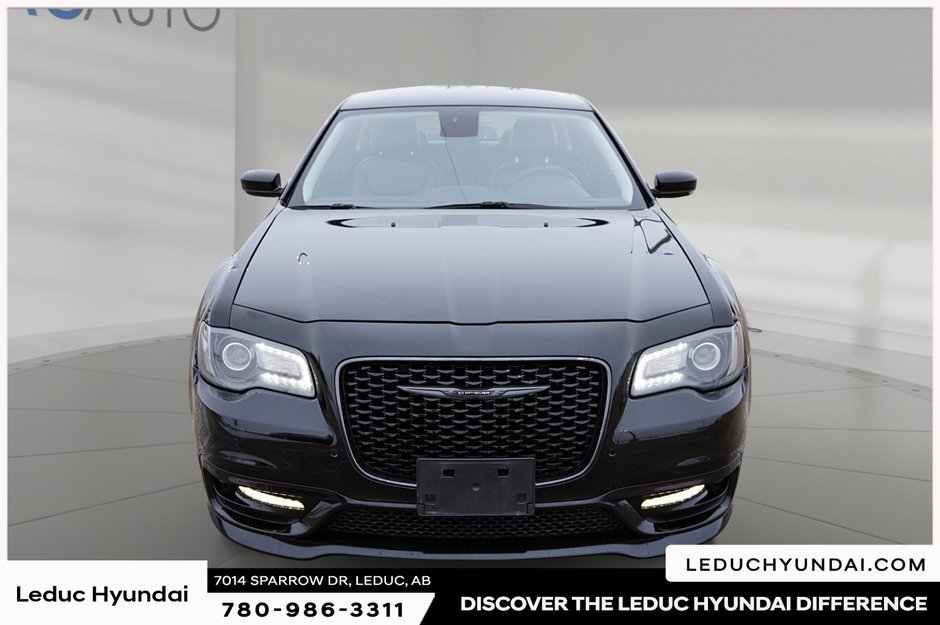 2022 Chrysler 300 Touring L-1