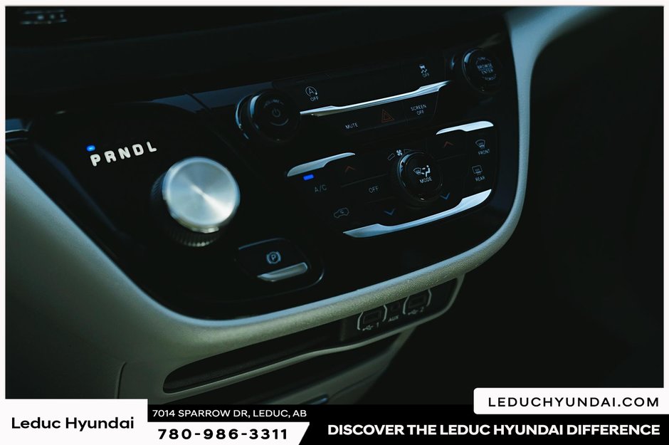 2022 Chrysler Grand Caravan SXT-14