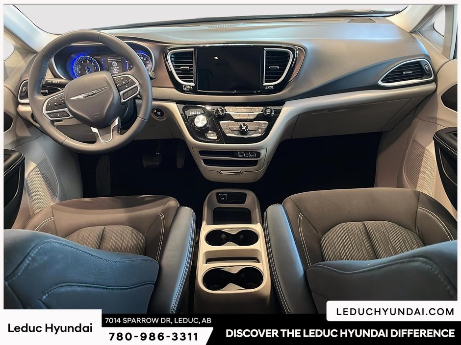 2024 Chrysler Grand Caravan SXT-10